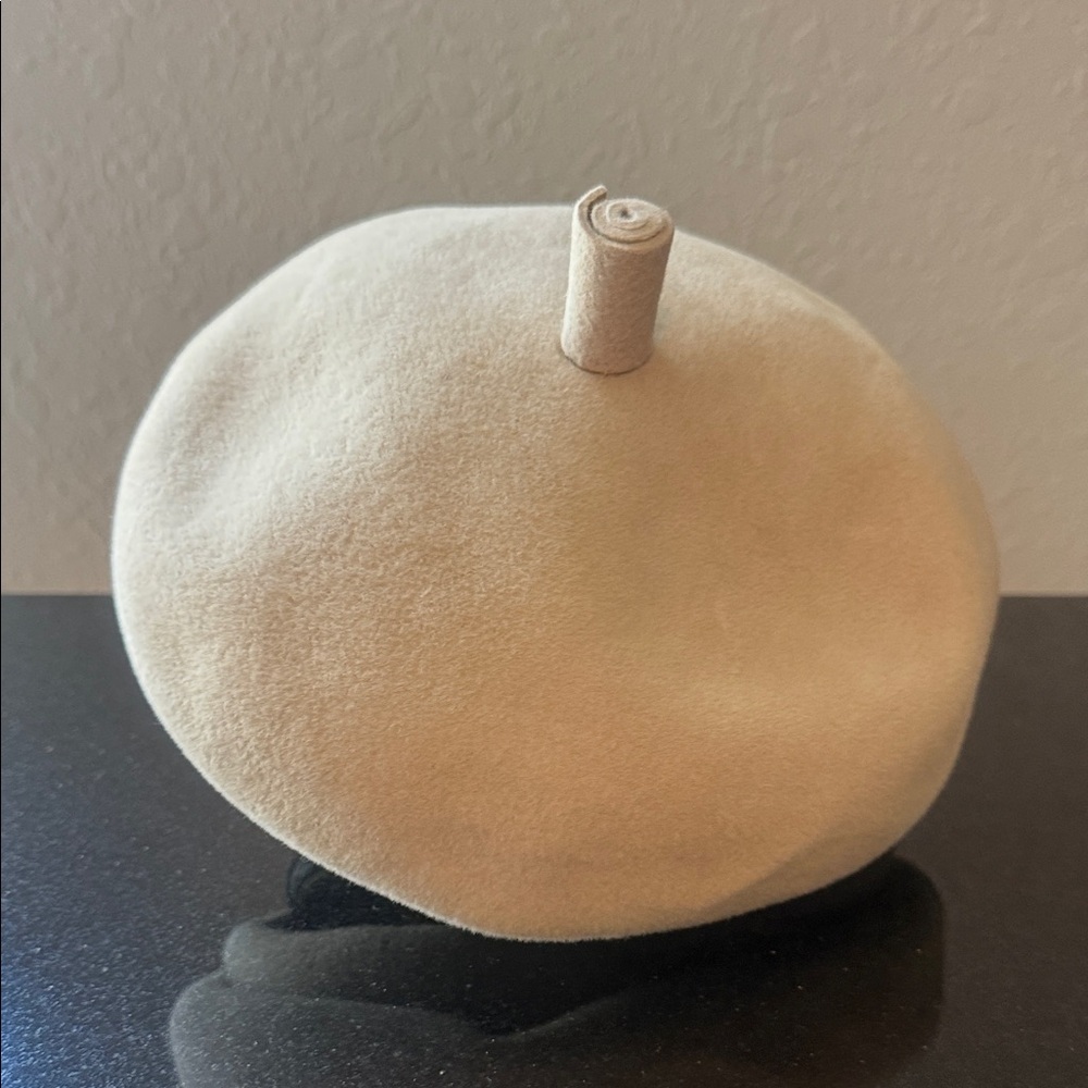 Beige Wool Beret